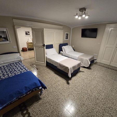 Residenza Don Carlo Apartment Napoli Bagian luar foto